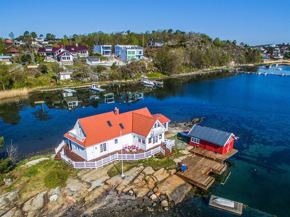 House with landing stage