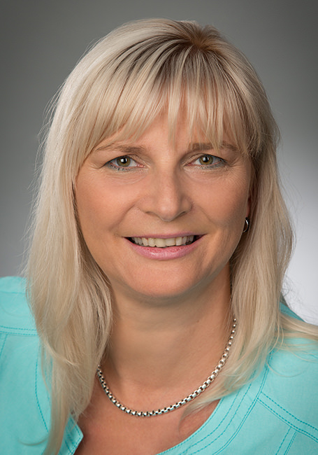 Karin Fischer