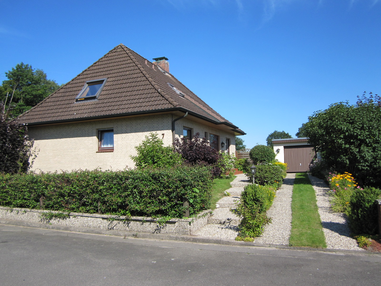Einfamilienhaus in Henstedt-Rhen
