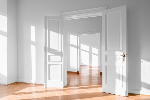 Blick in eine helle Wohnung