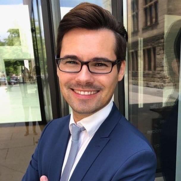 Peter Huhn, Finanzierungsberater, Immobilienmakler