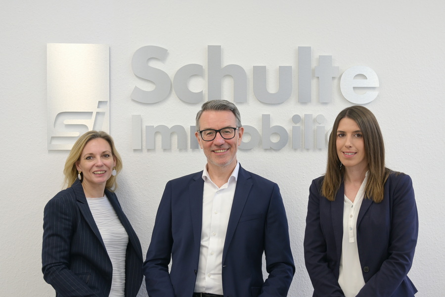 das Team von Schulte Immobilien: Yvonne Schulte, Ralf Schulte, Celina Proft 